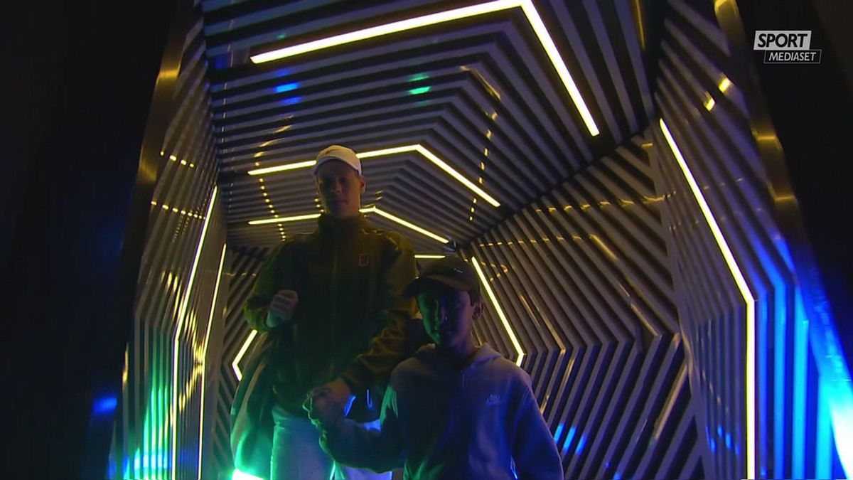 MCH TENNIS DOHA SINNER BATTE MACHAC MCH