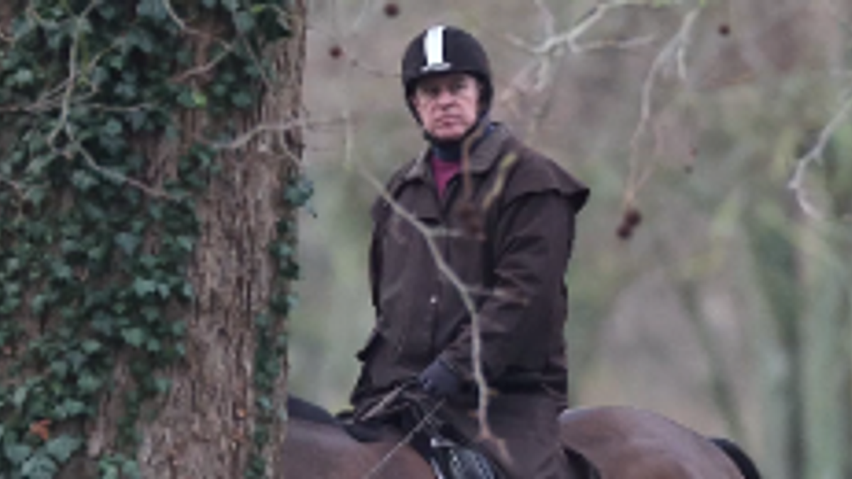 Caso Epstein, le ultime immagini pubbliche dell'ex principe Andrea