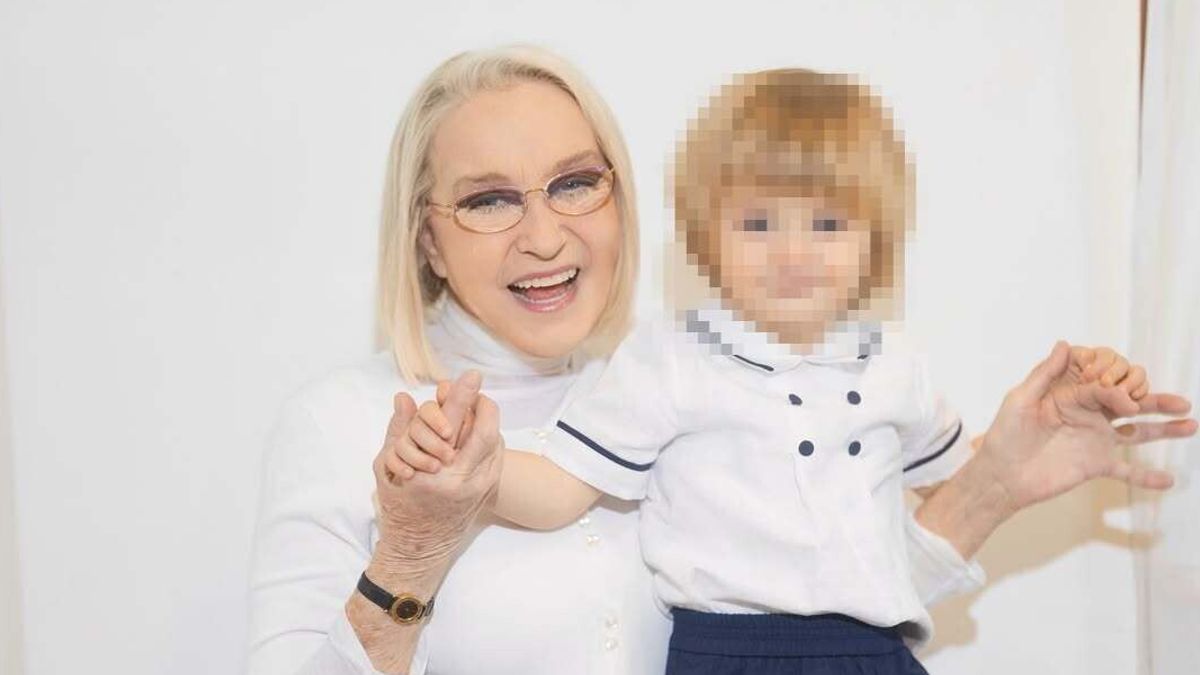  Eleonora Giorgi e il piccolo Gabriele