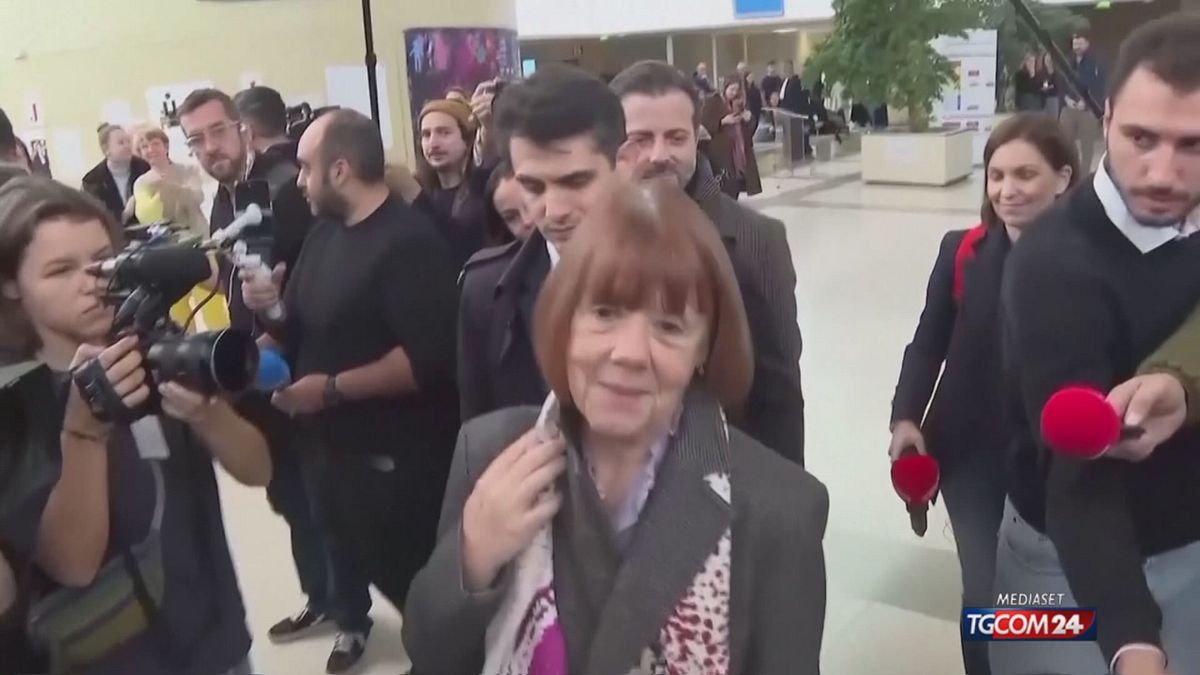 12.00 LIBRO PELICOT SRV domani