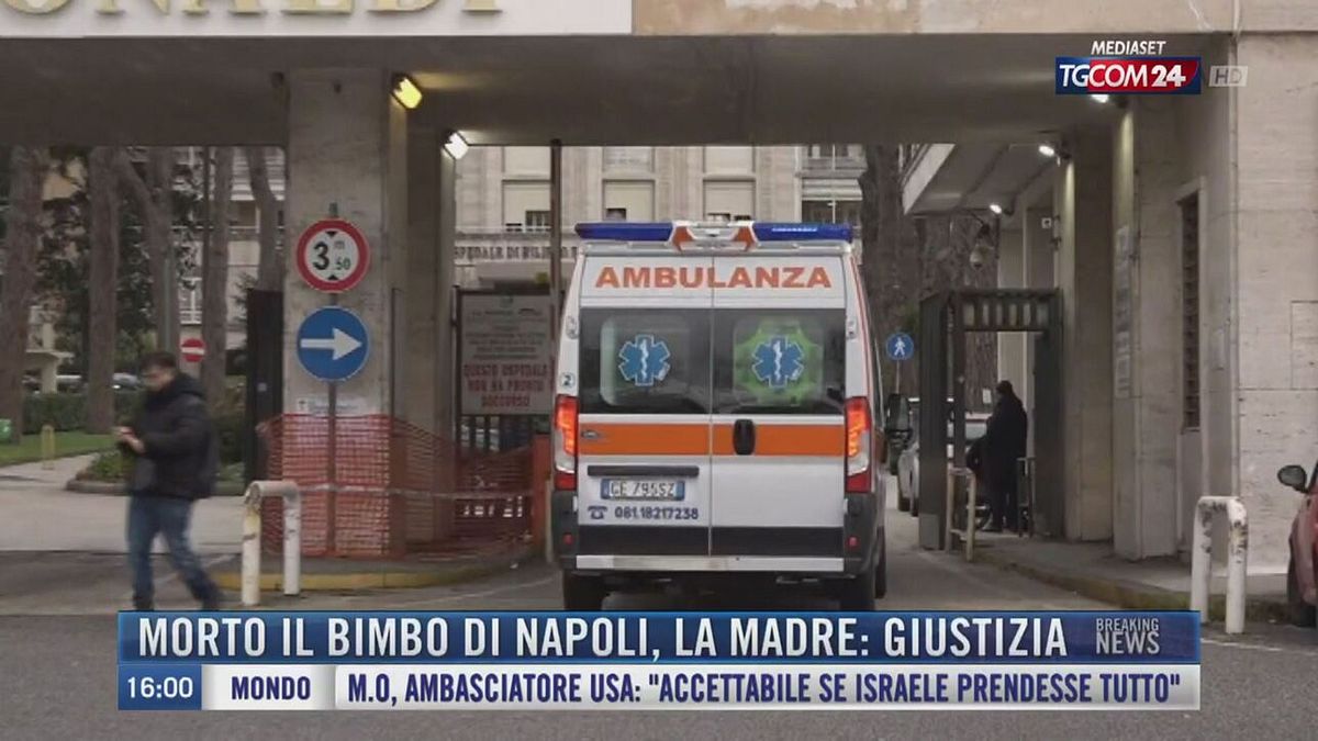 Breaking News delle 16.00 | Morto il bimbo di Napoli, la madre: giustizia