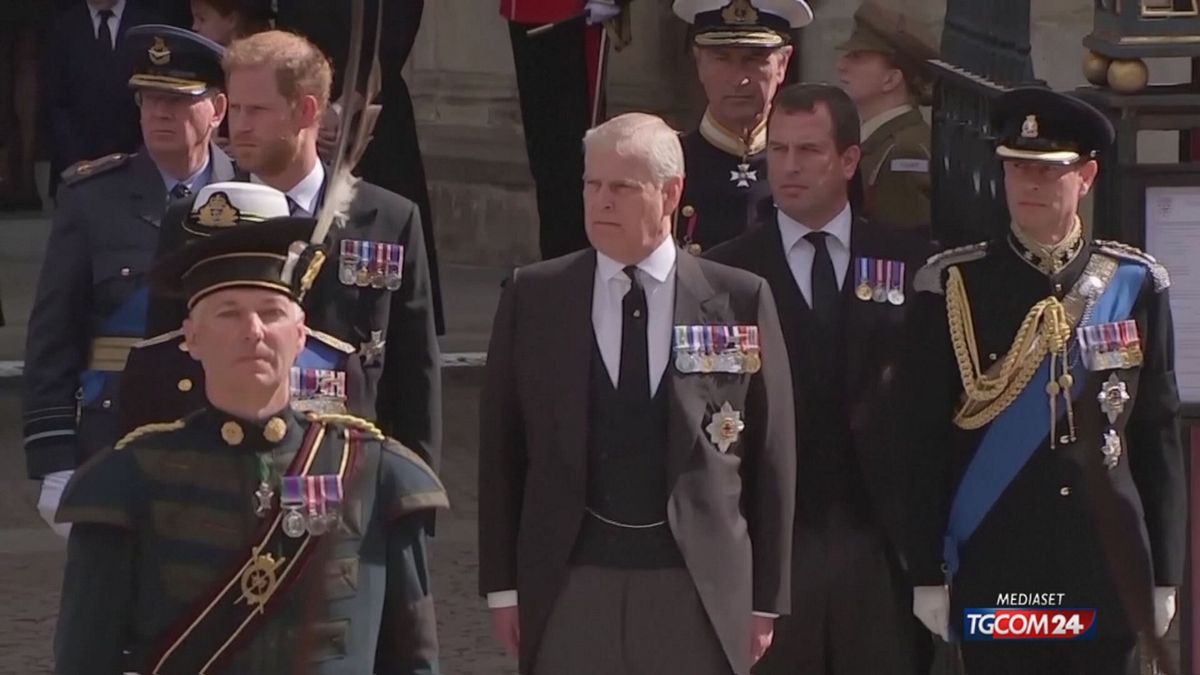 12.00 EPSTEIN SVILUPPI SRV