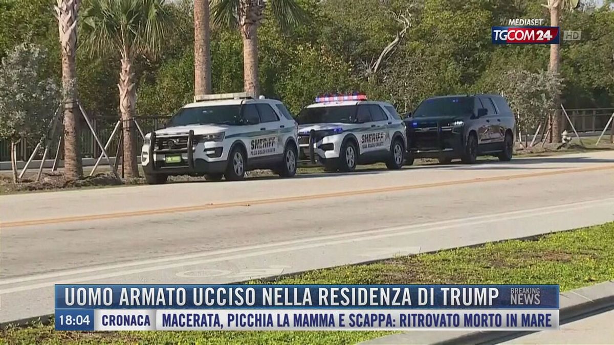 Breaking News delle 18.00 | Uomo armato ucciso nella villa di Trump