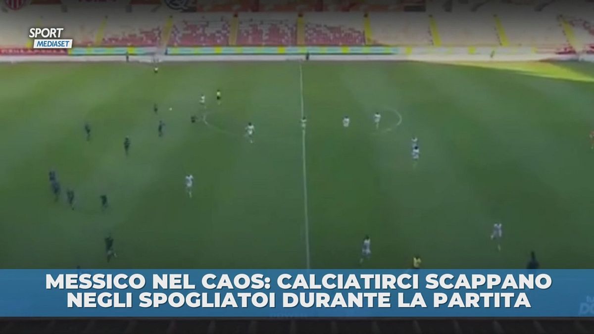 Caos Messico: calciatrici in fuga