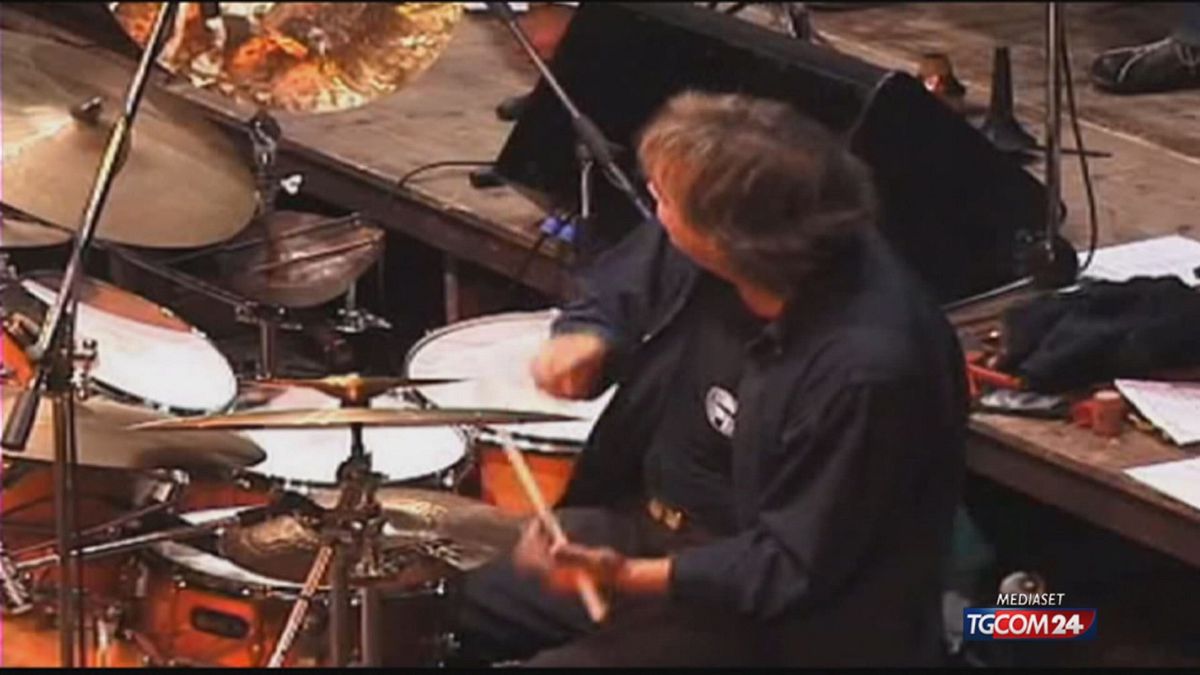 12.00 80 ANNI TULLIO DE PISCOPO SRV