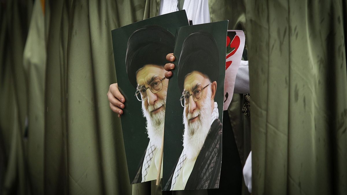 Ali-Hoseyni-Khamenei