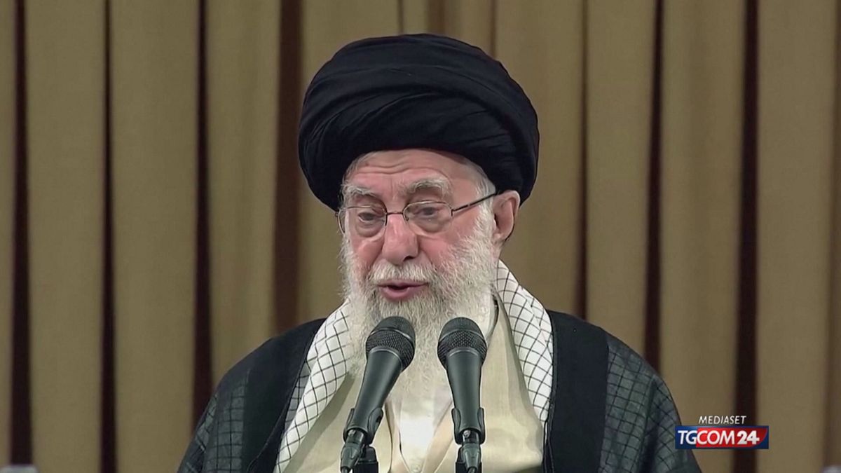 12.00 RITRATTO KHAM E SUCCESSORI SRV