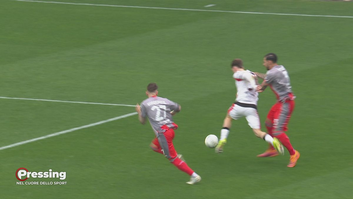 Saelemaekers simula, ma non viene ammonito: ecco perché