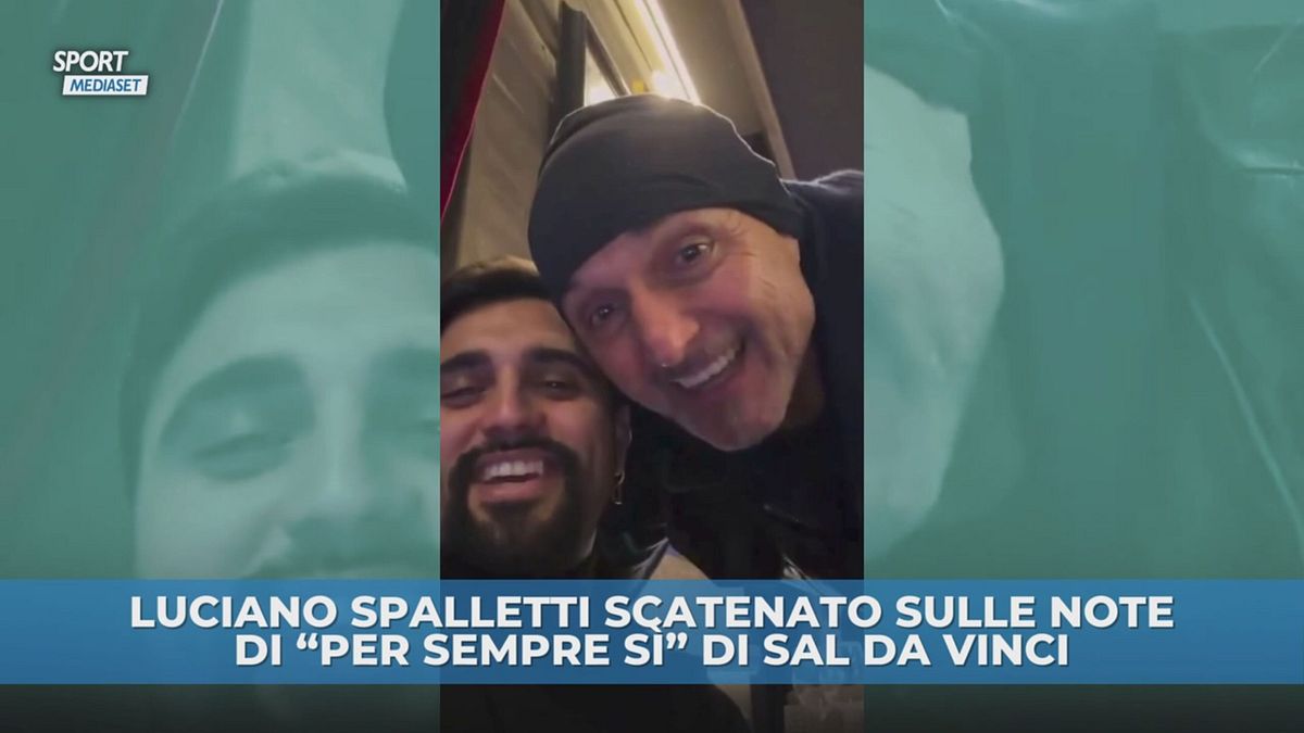 Spalletti scatenato canta Sal da Vinci