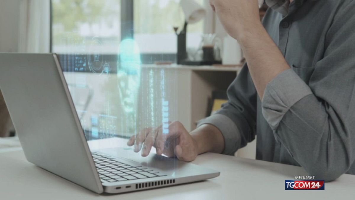 12.00 OPEN AI FA MARCIA INDIETRO SRV