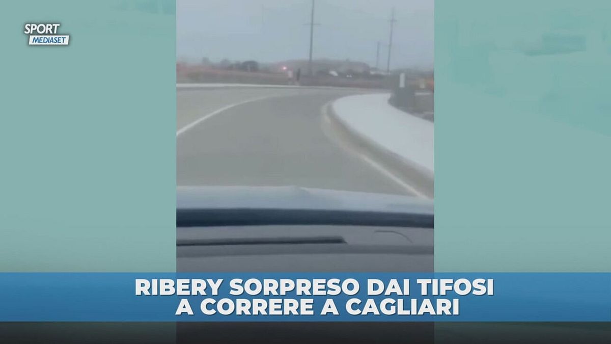 Ribery fa jogging a Cagliari: i tifosi lo fermano per una foto