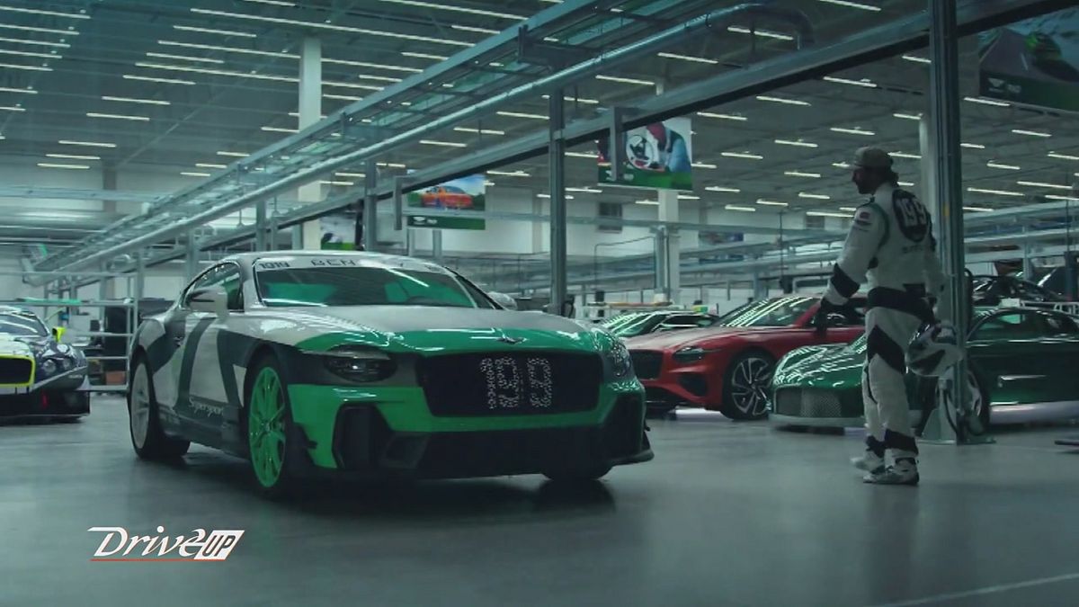 Travis Pastrana, a tutto gas nella casa di Bentley