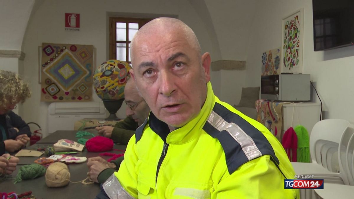 18.00 L'UNCINETTO, "MODA" MASCHILE SRV