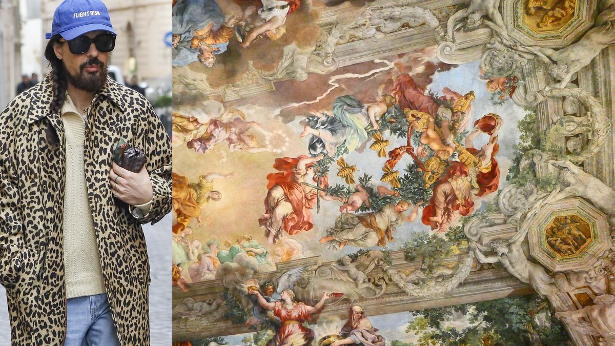 Il direttore creativo di Valentino Alessandro Michele per le strade di Roma e una veduta dell'interno di Palazzo Barberini con "Il Trionfo della Divina Provvidenza" 