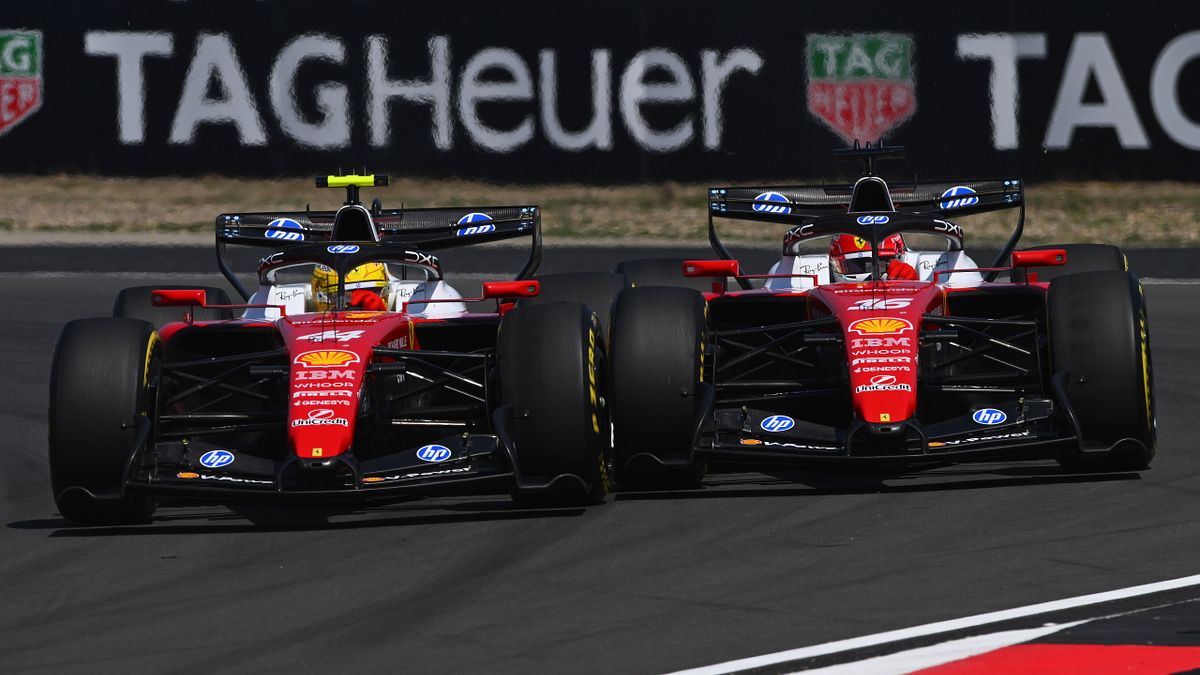  Le Ferrari in lotta - Gp Cina Sprint Race