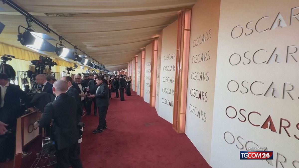 OSCAR RED CARPET PRONTO X SITO SRV