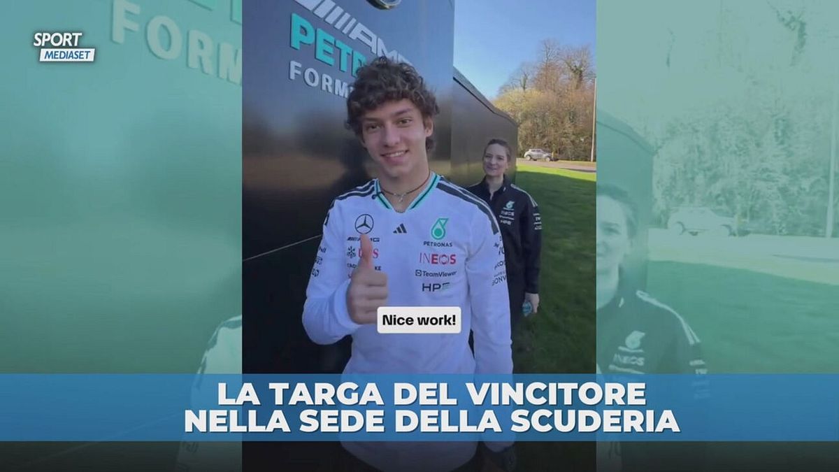 Antonelli: targhetta della prima vittoria fuori dalla sede Mercedes