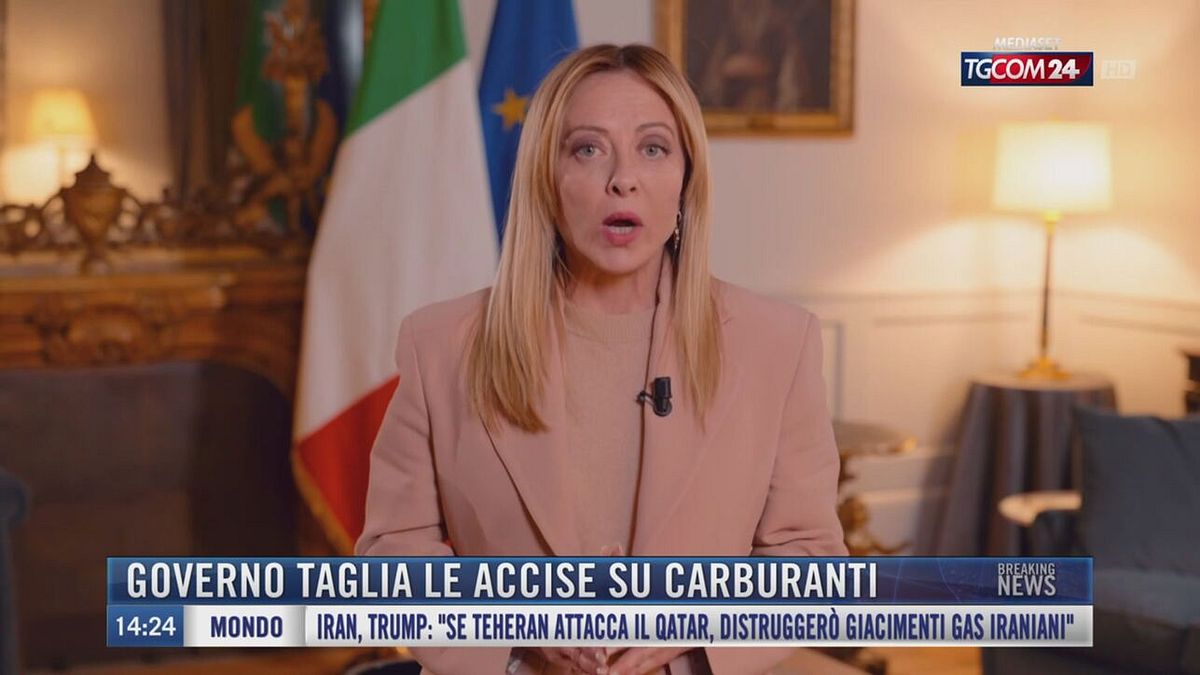 Breaking News delle 14.00 | Governo taglia le accise su carburanti