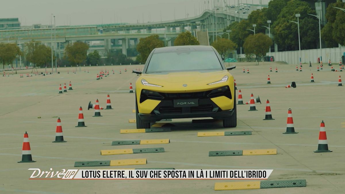 Lotus Eletre X, presentato a Shanghai l'Hyper SUV plug-in