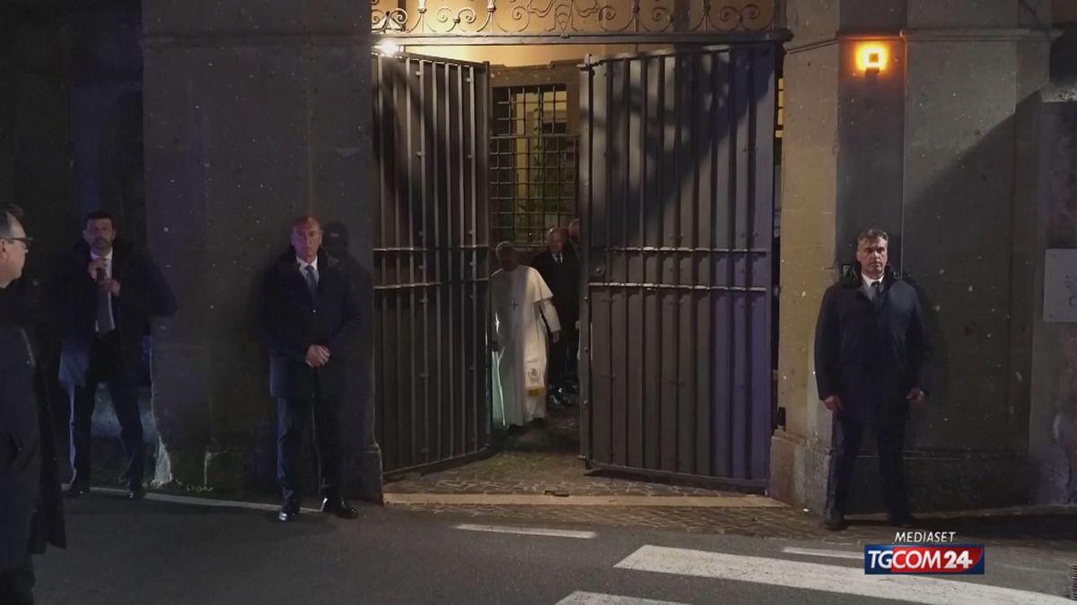 PAPA SU PACE X SITO SRV