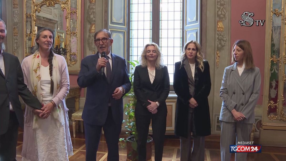 LARUSSA DICH CON FAMIGLIA NEL BOSCO SRV