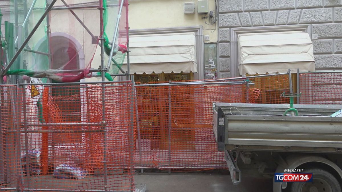 18.00 FIRENZE,  BAR PRIGIONIERO DEL CANTIERE  SRV