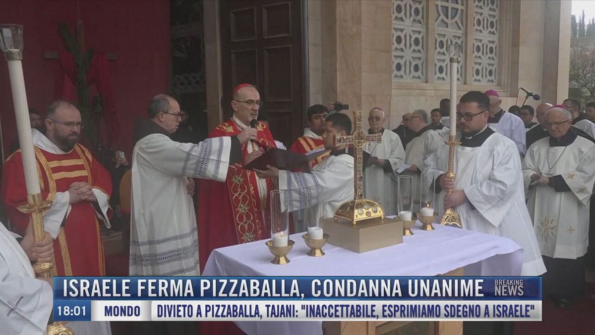 Breaking News delle 18.00 |  Israele ferma Pizzaballa, condanna unanime