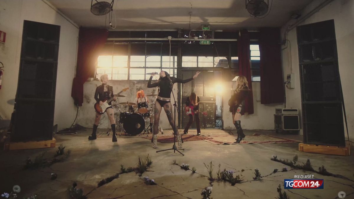 12.00 BAMBOLE DI PEZZA SRV