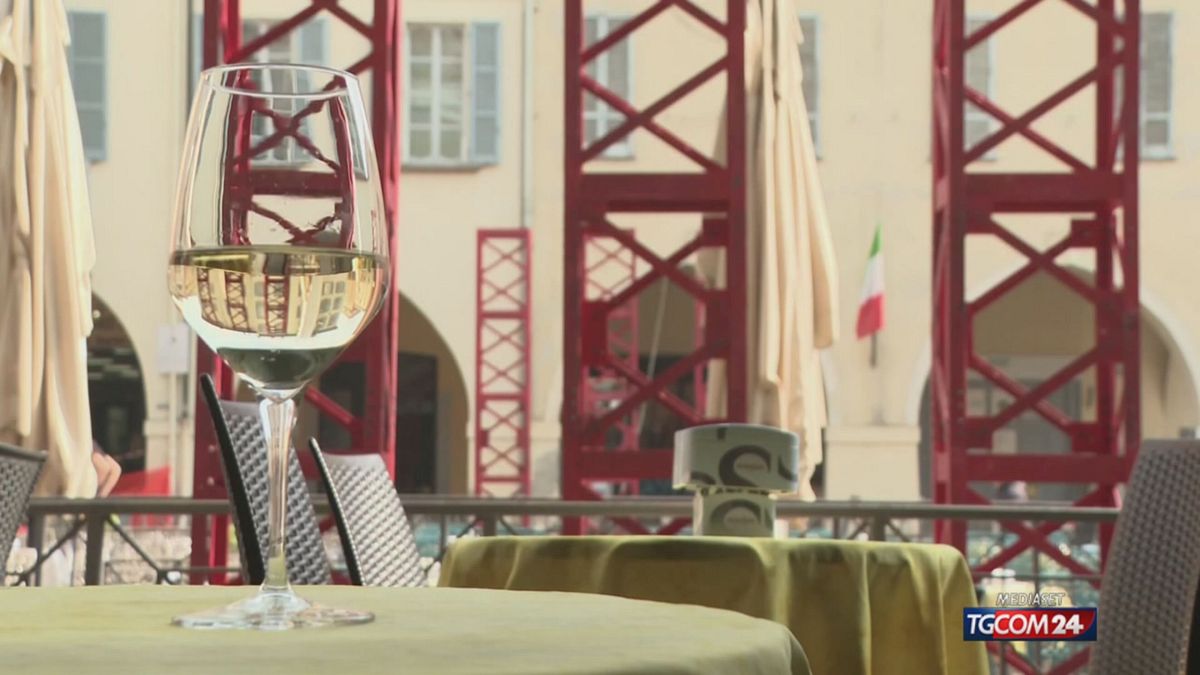 18.00 PAVIA, I SEI "CAMINI" CHE DIVIDONO LA CITTA' SRV