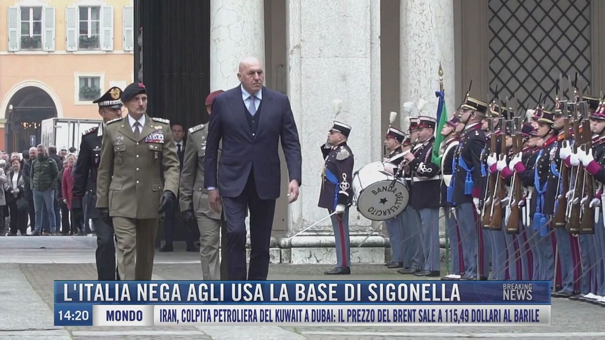 Breaking News delle 14.00 | L'Italia nega agli Usa la base di Sigonella