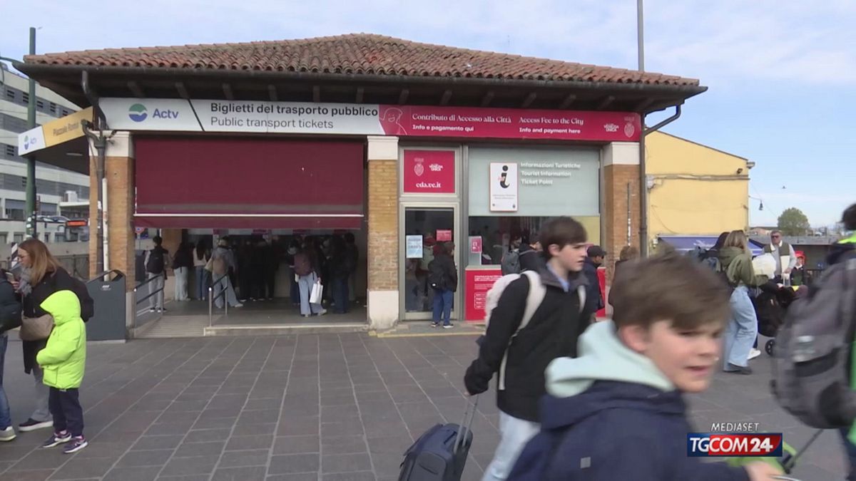 12.00 VENEZIA, TORNA IL TICKET SRV