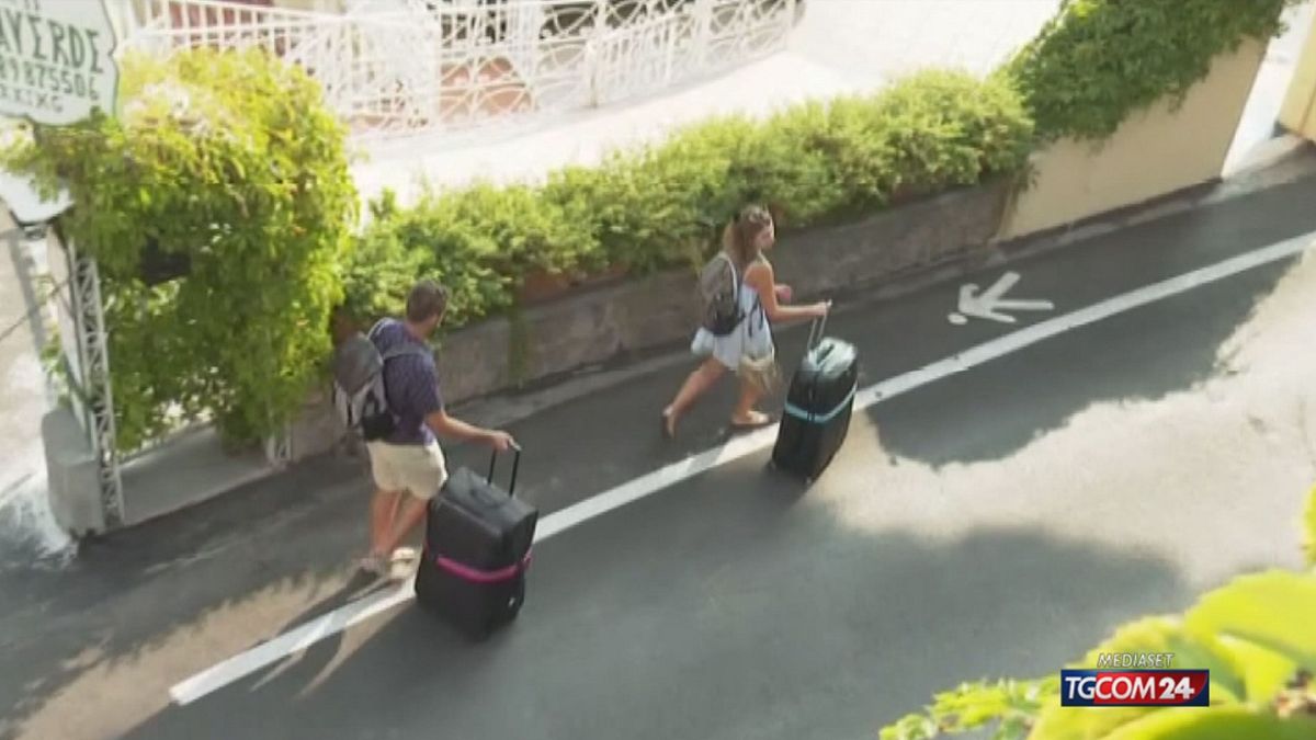 17.00 TURISMO DI PASQUA, PRIMI DATI SRV