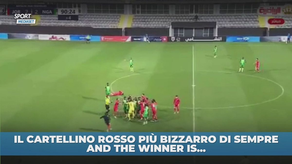 Il cartellino rosso più bizzarro di sempre è qui