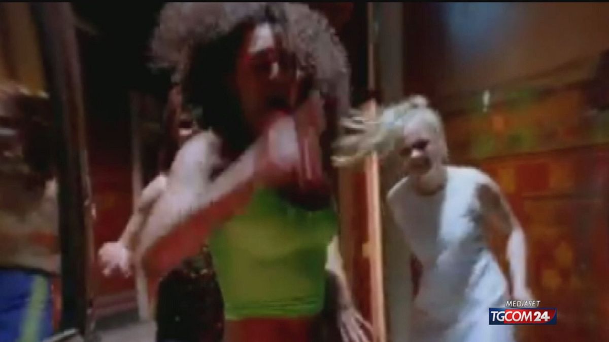 18.00 MEL B VS. SPICE GIRLS SRV