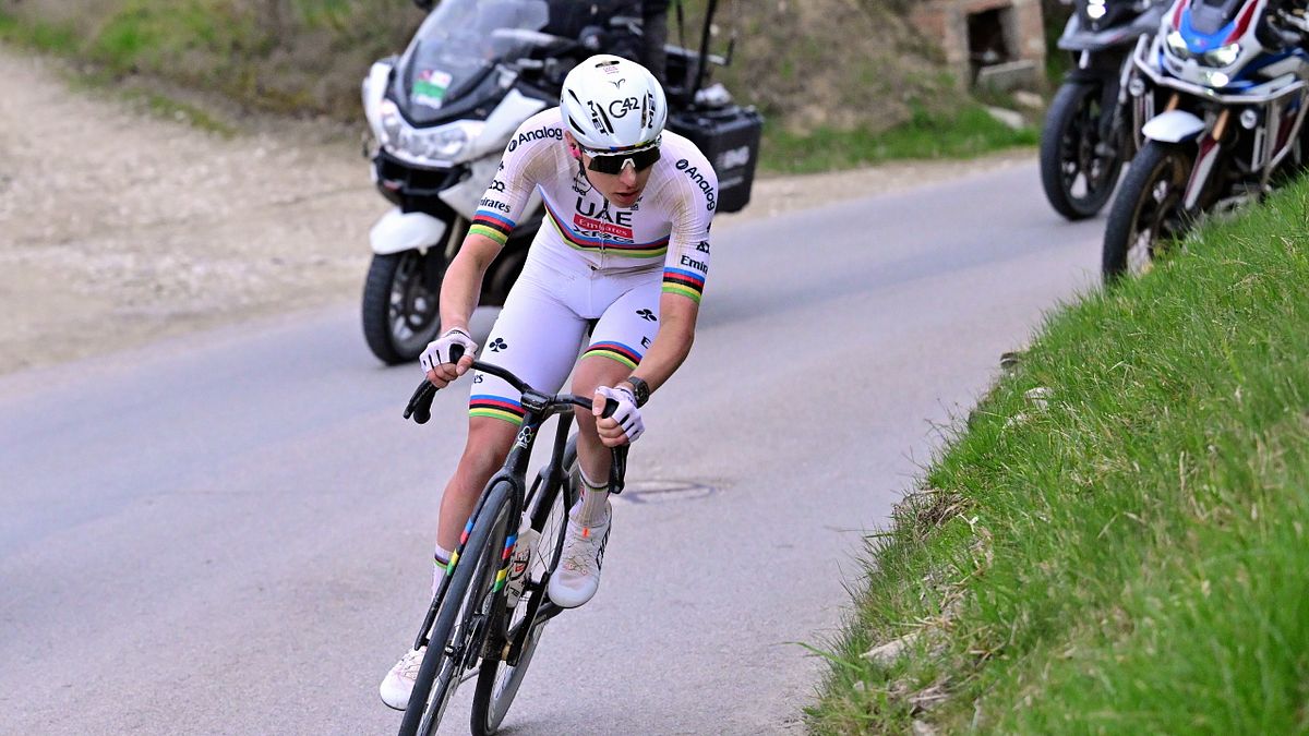 Pogacar alla Strade Bianche 2026