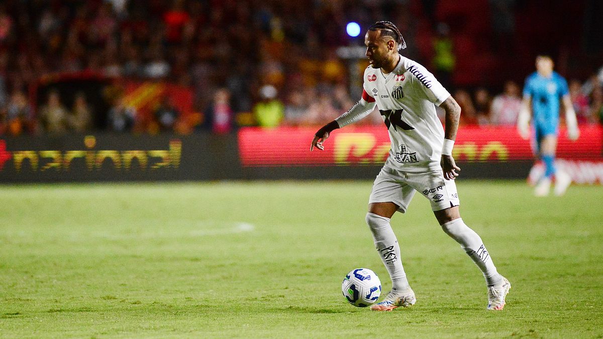 NEYMAR, 34, SANTOS, VdM: 10 MLN