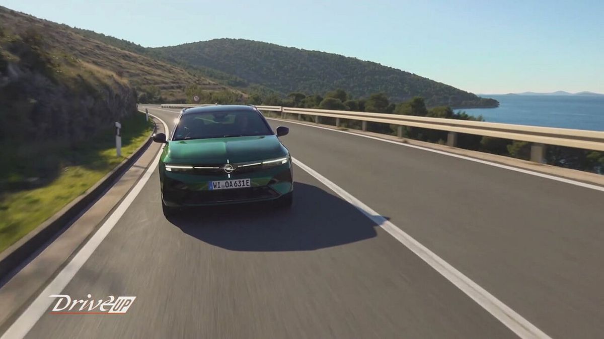 Opel Astra Sports Tourer, novità e ampia gamma di motorizzazioni