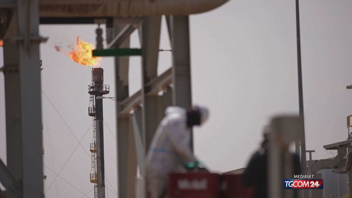 18.00 IL PIZZO DEGLI AYATOLLAH SRV