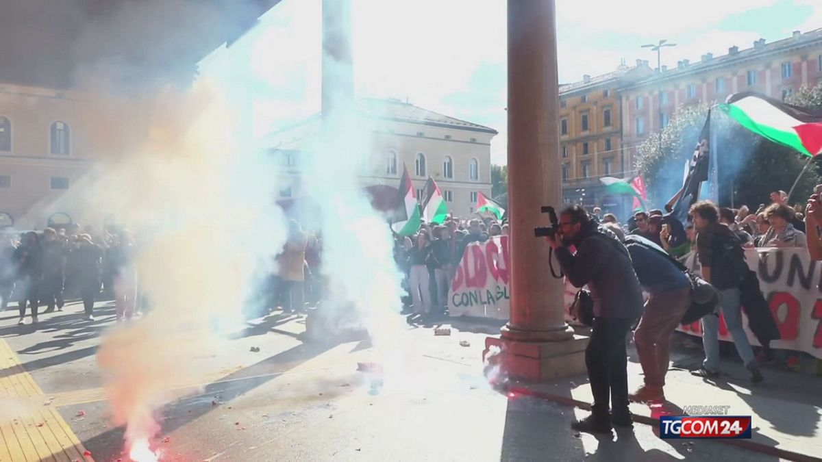 18.35 PARTITO ISLAMICO