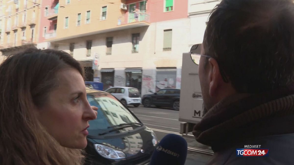 18.00 MILANO, SPARISCONO NEGOZI SRV