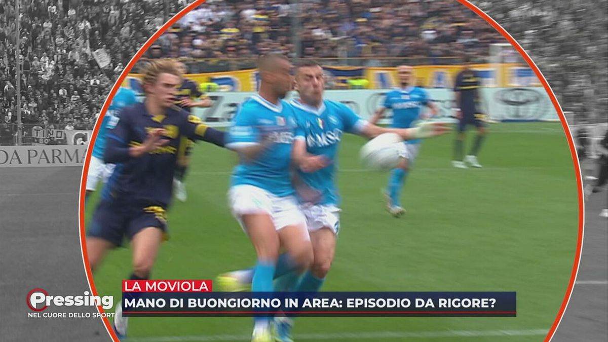 La moviola di Parma-Napoli: tocco di braccio di Buongiorno, era rigore?
