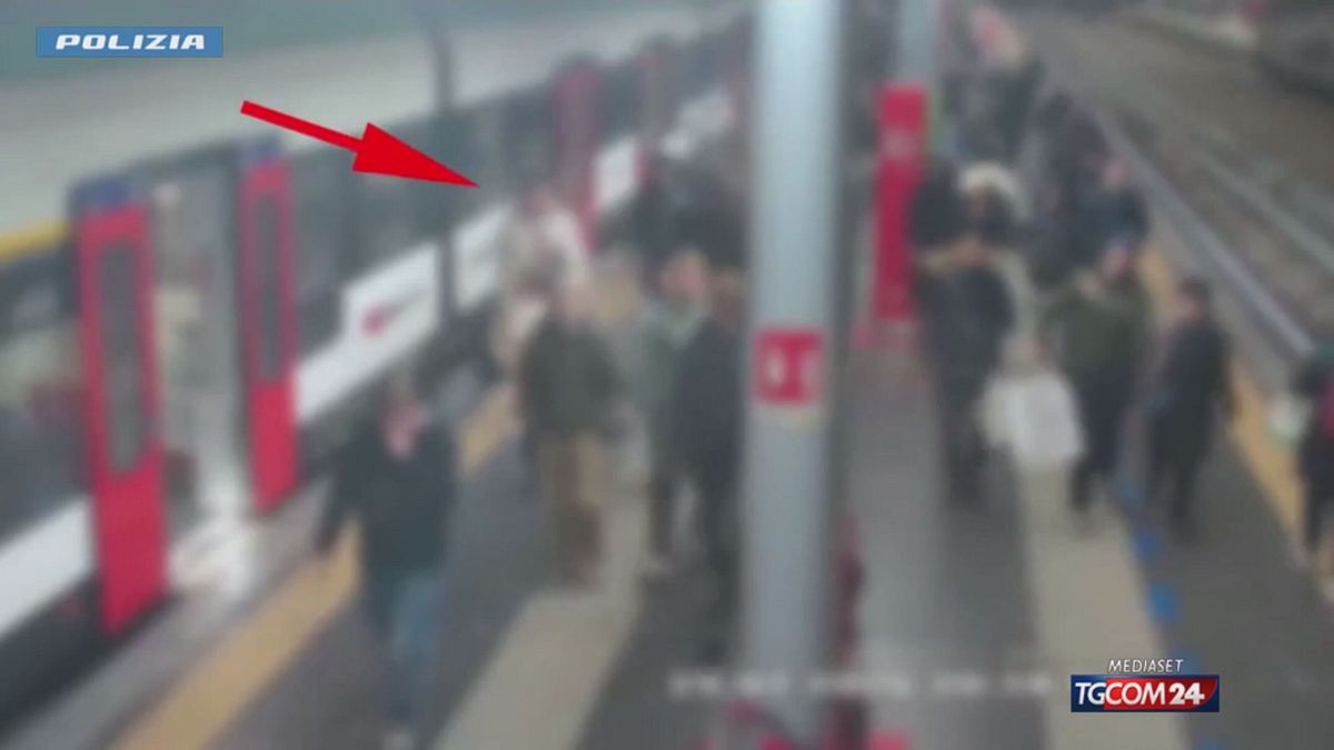 POLIZIA PEDINATO E RAPINATO X SITO SRV