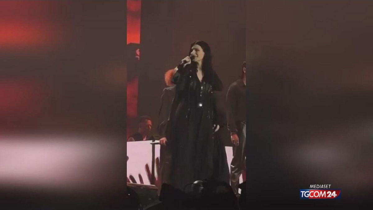 PAUSINI BLOCCA CONCERTO X SITO SRV