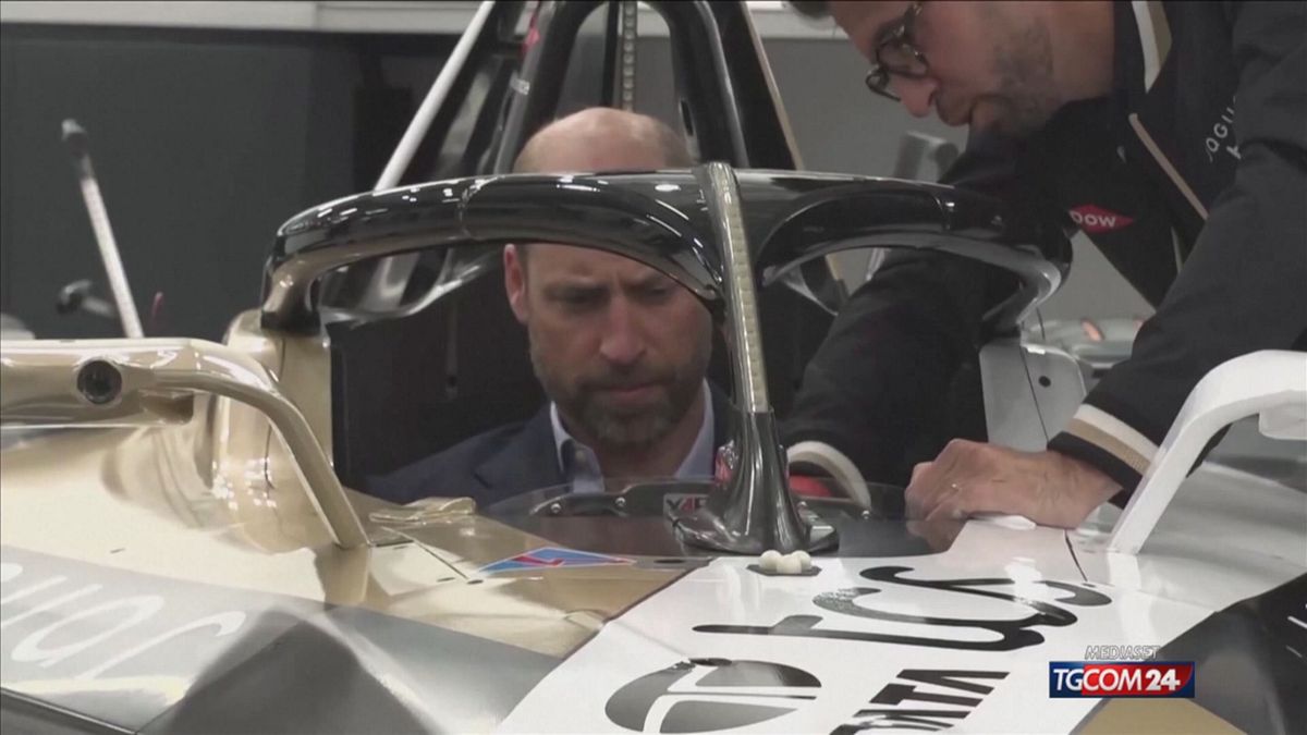 WILLIAM VISITA JAGUAR SRV