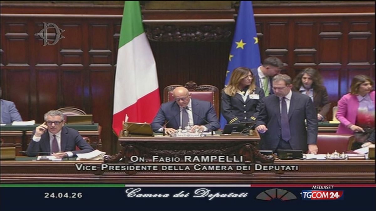 DEPUTATI CANTANO BELLA CIAO X SITO SRV