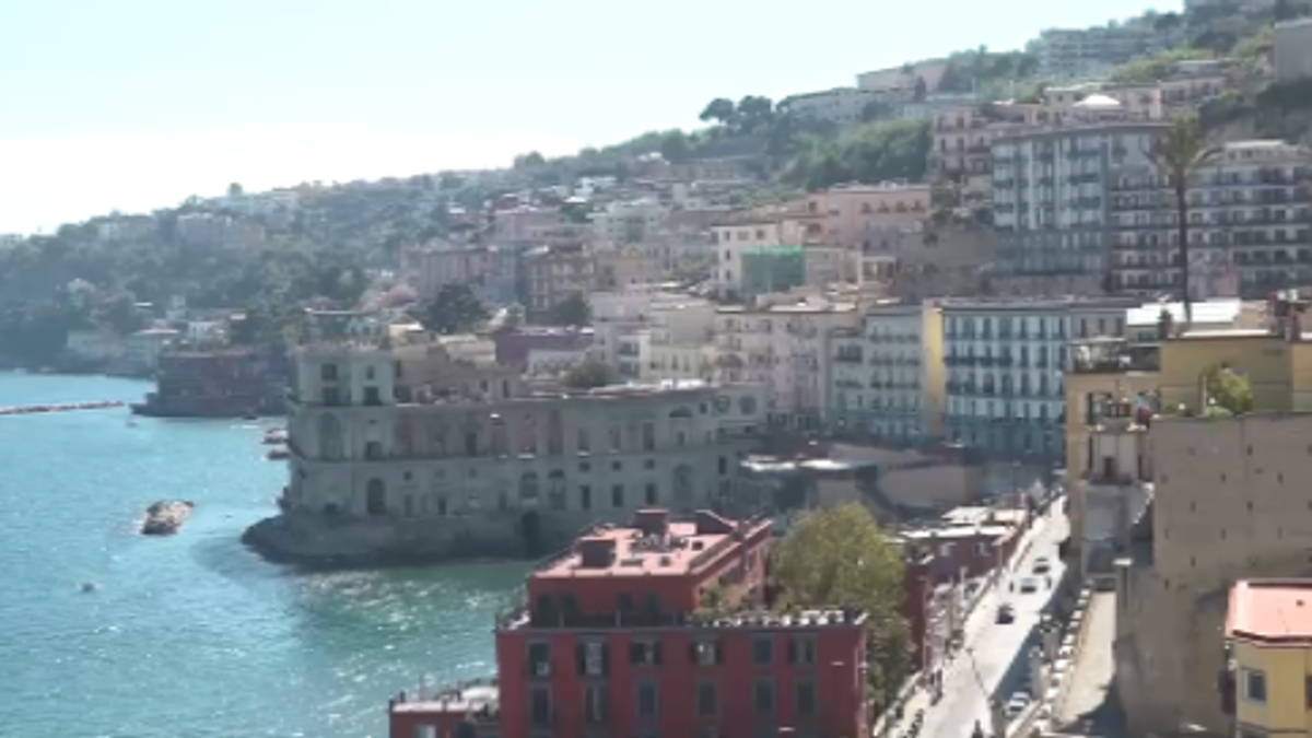 Napoli, settantenni narcotizzati e rapinati nella loro casa a Posillipo