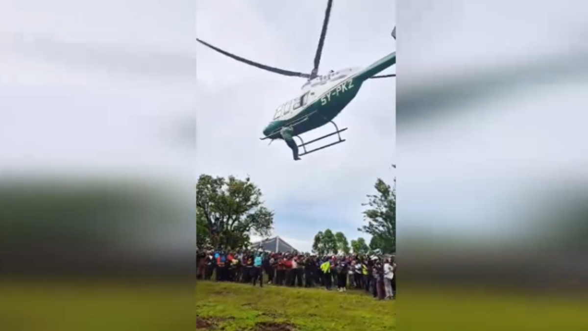 Si attacca a un elicottero in volo: condannato a 18 mesi