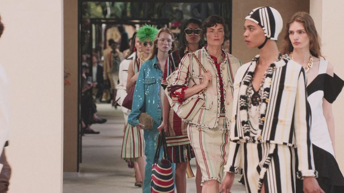 Chanel Cruise 2026/27, il gran finale della sfilata a Biarritz