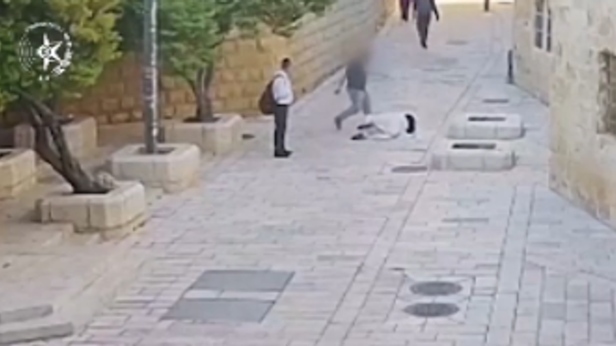 Israele, suora aggredita con spinte e calci: fermato un 36enne