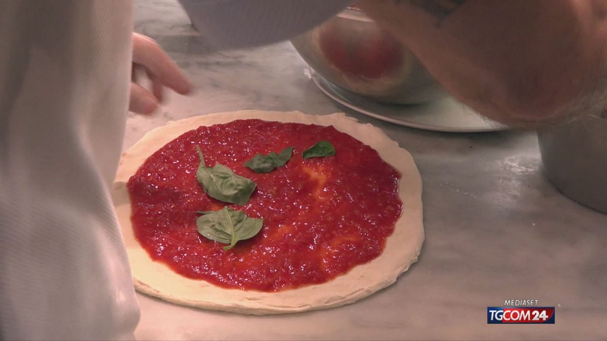 18.00 PIZZA, RECORD COSTI A BOLZANO E PALERMO SRV